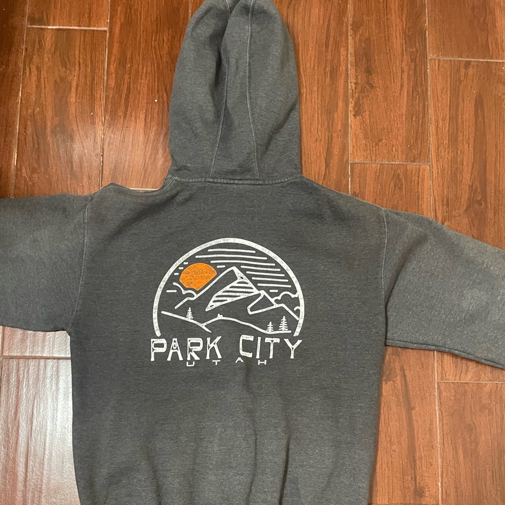 Park city Zipup Jacket